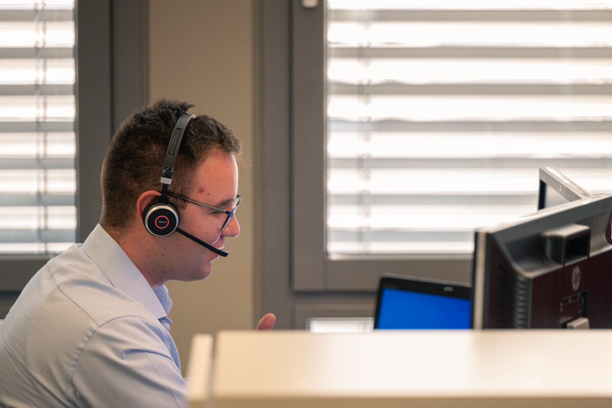 Support von ROTRING DATA - Premium-Service für unsere Kunden Bei ad-hoc Fragen, Lizenzmanagement-Aufgaben und weiteren Anliegen stehen unsere Experten mit Rat und Tat zur Seite.